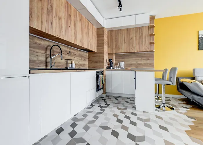 Luxury 2 Bdrm Getaway And Free Parking *