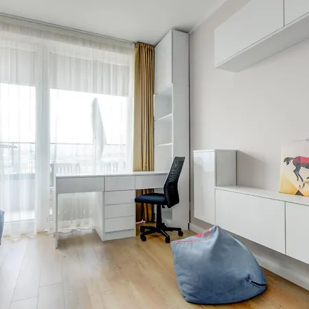 Luxury 2 Bdrm Getaway And Free Parking София