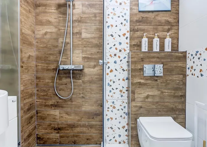 Luxury 2 Bdrm Getaway And Free Parking 索菲亞