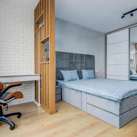 Luxury 2 Bdrm Getaway And Free Parking Appartement